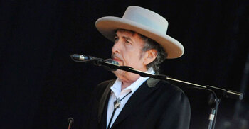 Bob Dylan sued for allegedly sexually abusing girl in 1965