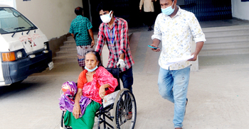 বগুড়ায় বাড়ছে শনাক্ত, তিল ধারণের ঠাঁই নেই হাসপাতালে