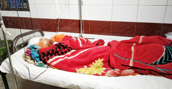 ব্রাহ্মণবাড়িয়ায় ঘরের সিঁধ কেটে মা-দুই সন্তানকে কুপিয়ে জখম