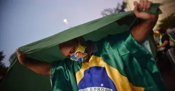 Coronavirus: How pandemic turned political in Brazil
