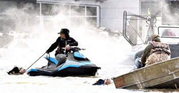Vancouver storm: British Columbia declares state of emergency