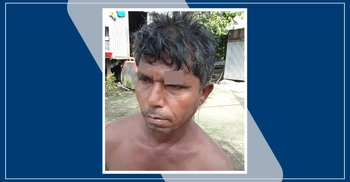 বৃদ্ধা মাকে বাঁচাতে গিয়ে ছোট ভাইয়ের মারধরে দুই ভাই আহত