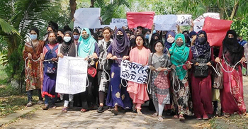 ধর্ষণের বিচার দাবিতে বশেমুরবিপ্রবিতে প্রতীকী ফাঁসি মিছিল