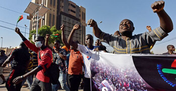 Burkina Faso: Tear gas fired at protesters decrying Islamist attacks