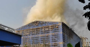 রূপগঞ্জে রাইস মিলে অগ্নিকাণ্ড, দগ্ধ ২