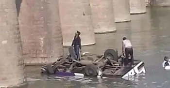 24 people dead after bus falls into river in Rajasthan