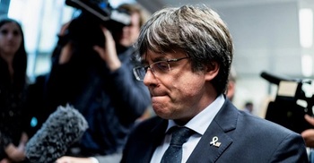 Catalan separatist Puigdemont arrested in Italy