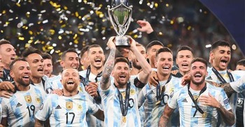 ইতালিকে উড়িয়ে ‘ফাইনালিসিমা’ জিতলো আর্জেন্টিনা