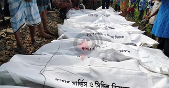 11 killed after train hits microbus in Chattogram