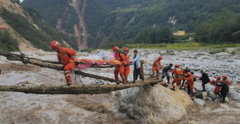 Southwest China quake leaves 46 dead, triggers landslides