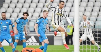 Ronaldo marks landmark with another goal