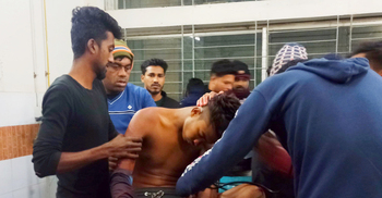 থার্টিফার্স্টের পিকনিকে দু’জনকে কুপিয়ে জখম