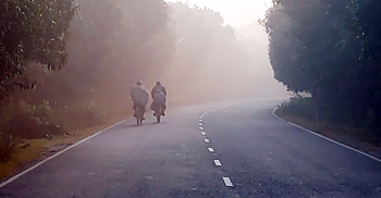 চুয়াডাঙ্গায় শীতে জনজীবন বিপর্যস্ত