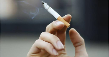 স্কুলছাত্রের কাছে সিগারেট বিক্রি করায় ব্যবসায়ীকে জরিমানা