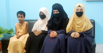 মা-বাবার কলহে বের হয়েছিলেন ৪ বোন, নিয়েছিলেন বাসাভাড়া-চাকরি