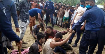 ভৈরবে চার ডাকাতকে গণপিটুনি