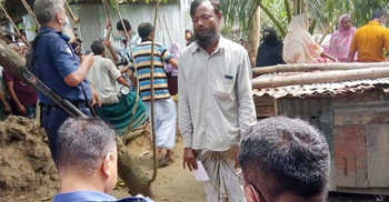 মেয়ের পর বাবাকেও একইভাবে হত্যাচেষ্টা