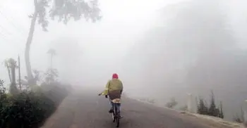 Temperature dips, cold wave grips country