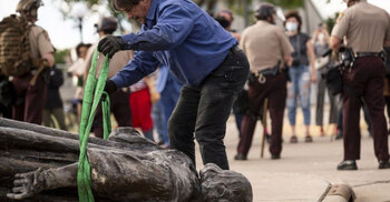 Biden revokes Trump order to punish statue vandals