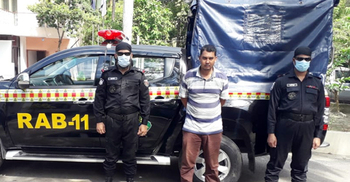 কখনও তিনি মেজর কখনও কর্নেল