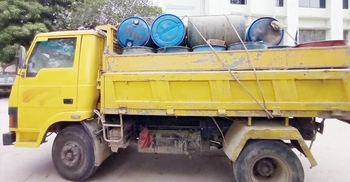 শিবচরে ২২ ব্যারেল চোরাই ডিজেলসহ একজন আটক