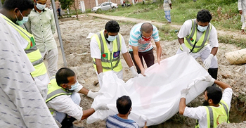 করোনায় এক মাসে খুলনা-রাজশাহীতে পাঁচ শতাধিক মৃত্যু