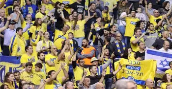 Israel quarantines football fans