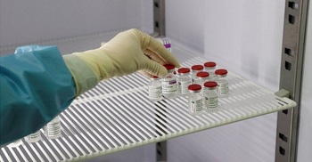 Italy 'blocks' vaccine shipment to Australia