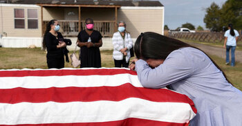 COVID claims 1 million US lives