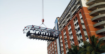 কক্সবাজারের উড়ন্ত রেস্তোরাঁয় বসা যাবে এক ঘণ্টা, খরচ ৪ হাজার