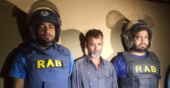 কক্সবাজারে অস্ত্র তৈরির কারখানার সন্ধান