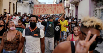 Cuba lifts food, medicine customs restrictions after protests