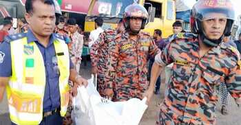 Bus driver killed after hitting truck in Chattogram