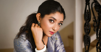 নারীর পোশাকই ধর্ষণের কারণ: কটাক্ষ দেবলীনার