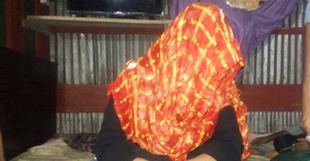 বিয়ের দাবিতে ট্রাকচালকের বাড়িতে তরুণীর অবস্থান