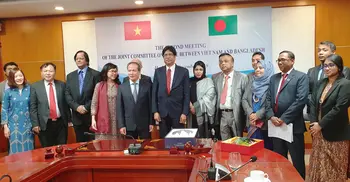 Dhaka, Hanoi to work to double bilateral trade volume by 2021