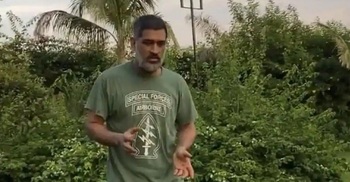 He’s not that old: MS Dhoni’s mother reacts on viral photo