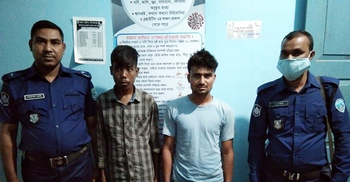 হিলিতে ৪৫০ পিস ইয়াবাসহ আটক ২