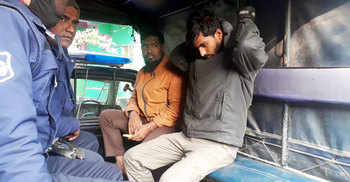 ডিজেলে ভেজাল, ফিলিং স্টেশনের মালিক-ম্যানেজার আটক