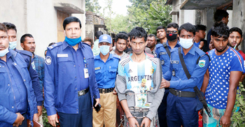 ২২ দিনের সন্তানকে কুপিয়ে মেরে ফেলল বাবা