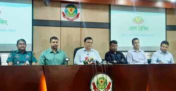 New Market clash: 5 students of Dhaka College arrested