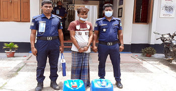 ইউটিউব দেখে মদ তৈরি শেখা, ব্যবসা করতে গিয়ে গ্রেফতার যুবক