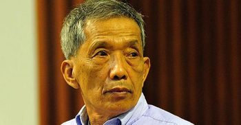 Khmer Rouge prison commander Comrade Duch dies