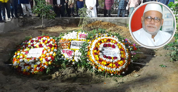 মুজিব উদ্যানে শায়িত হলেন জয়নাল হাজারী