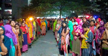 প্রেমিকার পক্ষ নিয়ে ছাত্রীকে হেনস্তা, বিচার দাবিতে আন্দোলন