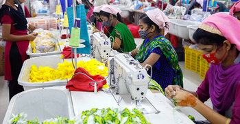 ‘তলাবিহীন ঝুড়ি’ থেকে উদীয়মান অর্থনীতি