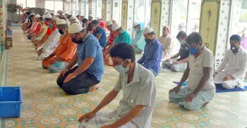 First Eid jamaat held at Baitul Mukarram