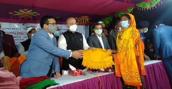 বরাদ্দ অর্থে গৃহহীনদের ঘর আরও ভালো করা যেত