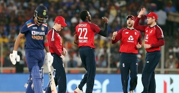 Superb England crush India in first T20