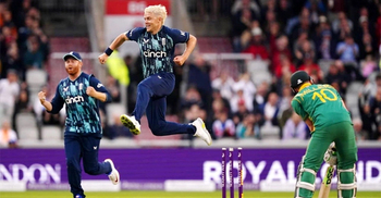 Superb bowling effort sees England level SA series